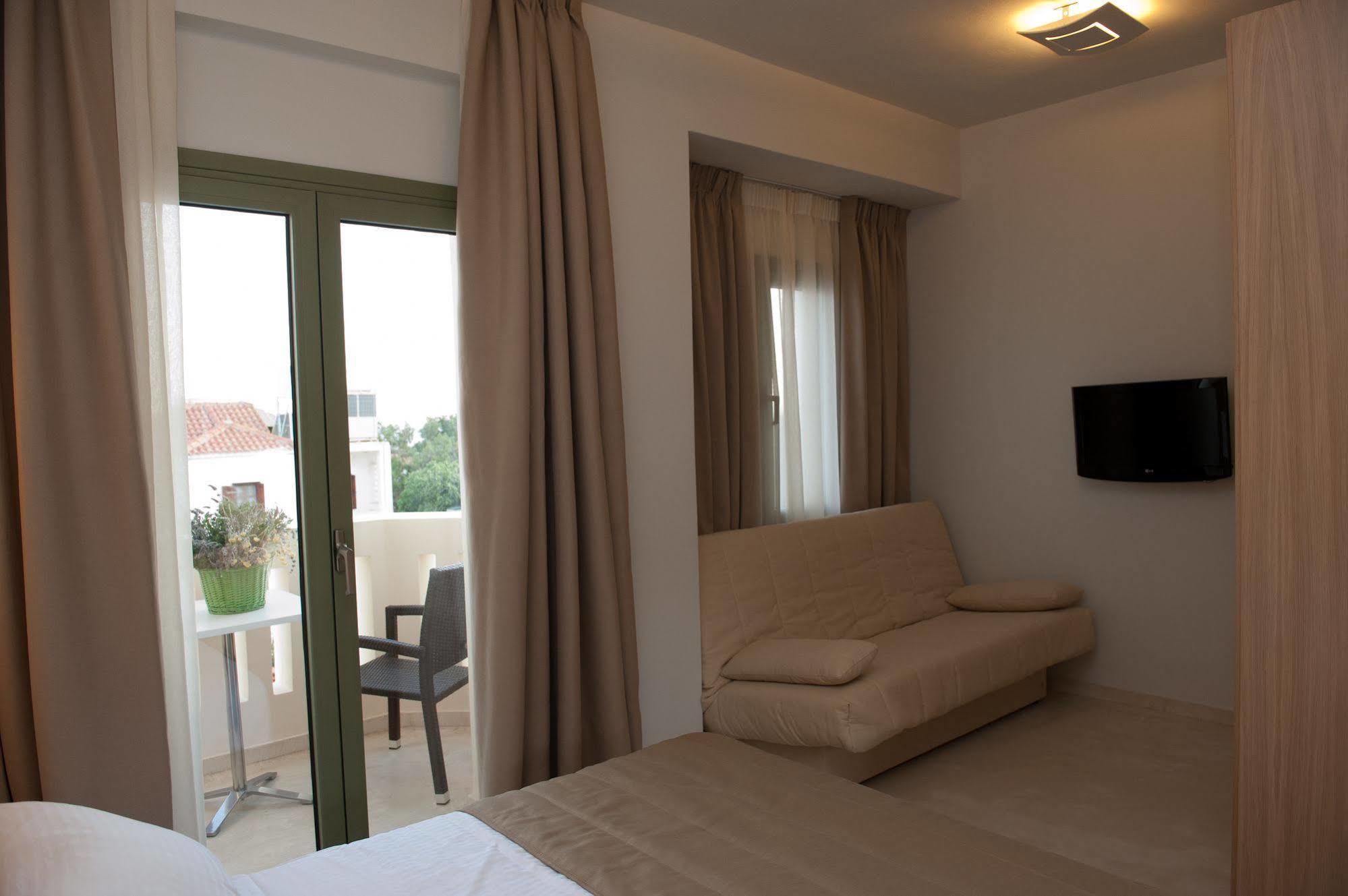 Aphrodite Samos Suites มาราโธคามปอส ภายนอก รูปภาพ